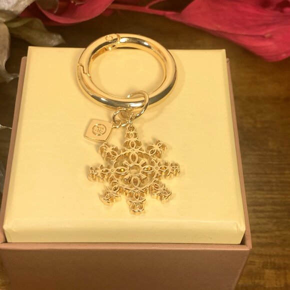 Gift With Purchase CC Charm - Picture 3 of 6